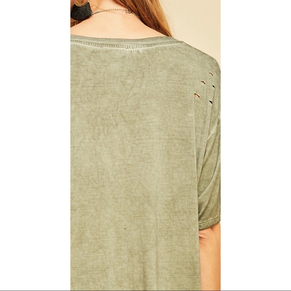 Washed Destructed Scoop Neck Tee - Picture 7 of 12